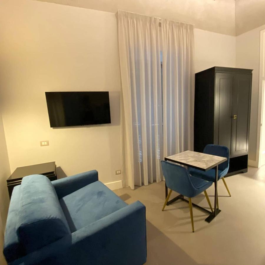 L'Infinito 88 Charmant Rooms Neapel Exterior foto